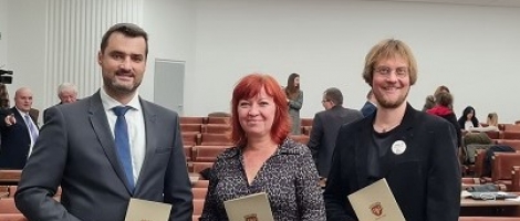 Poslanci sa ujali funkcií, schválili aj plat primátora