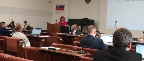 Práca šalianskych  poslancov v roku 2021 – Aká práca, taká pláca?